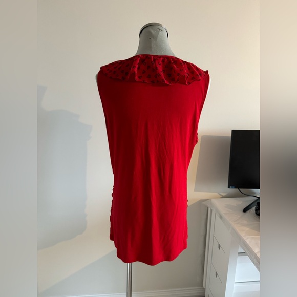 Beautiful Top - Picture 5 of 6